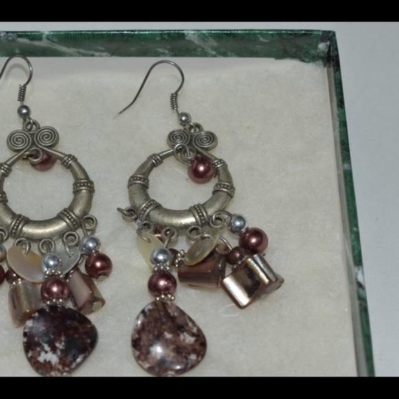 Earrings - Picture 4 of 4